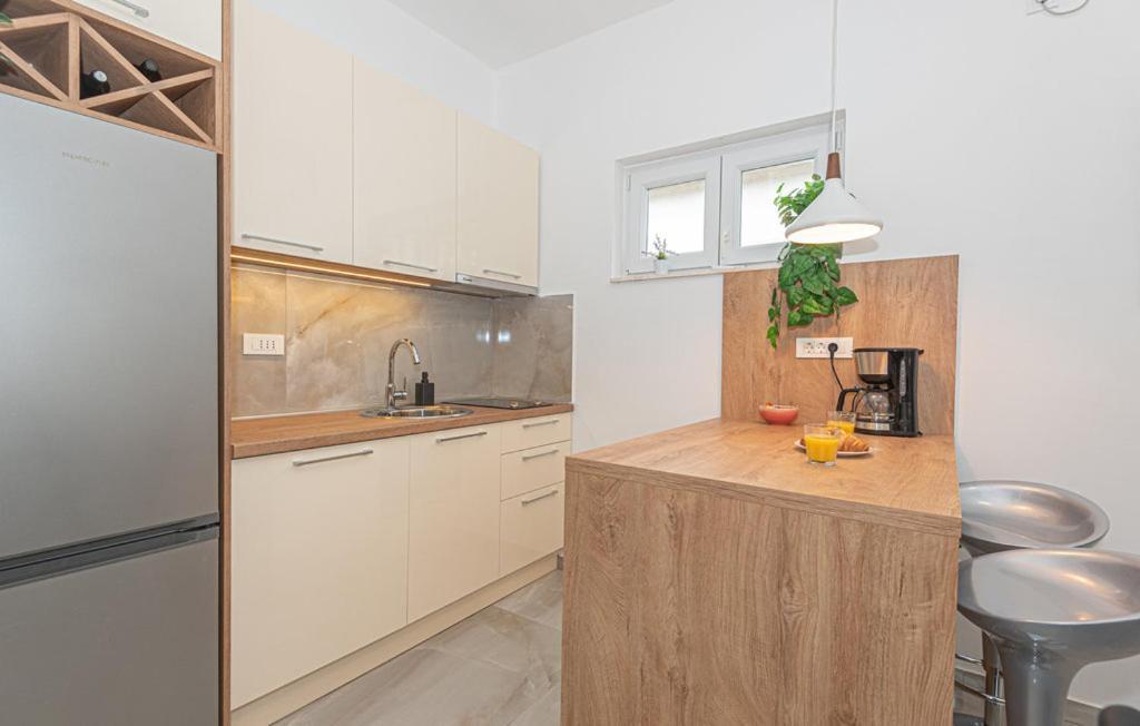 Holiday Home Gveric Vodice Zewnętrze zdjęcie